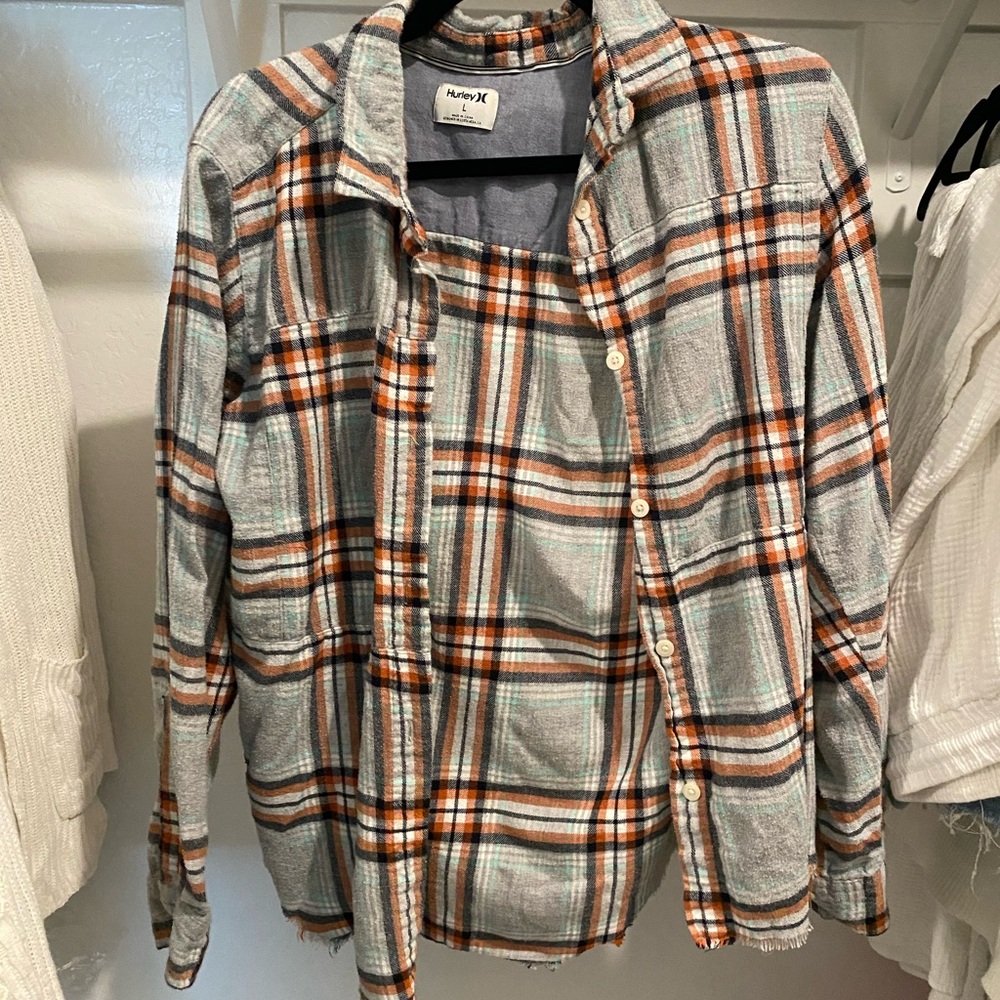 Hurley flannel size large